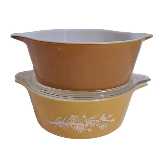 Pyrex Butterfly Gold Brown Covered Dish 11/2 Pint Lid 472 B Scuffs Lid Chipped - Picture 1 of 14